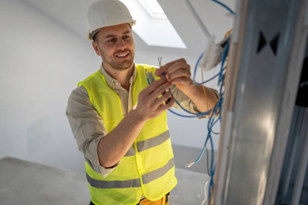 Best Licensed Electrician  in Norwalk, IA